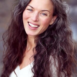 تصویر هنرمند May Lindstrom