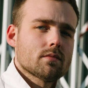 تصویر هنرمند August Fenger