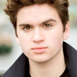 تصویر هنرمند Theo Stevenson