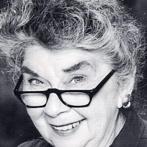 تصویر هنرمند Helen Slayton-Hughes