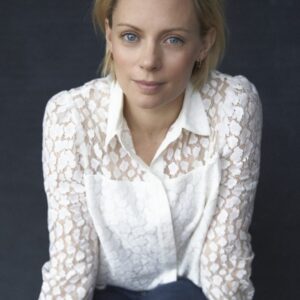 تصویر هنرمند Lucy Phelps