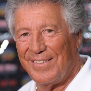 تصویر هنرمند Mario Andretti