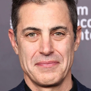 تصویر هنرمند Josh Singer