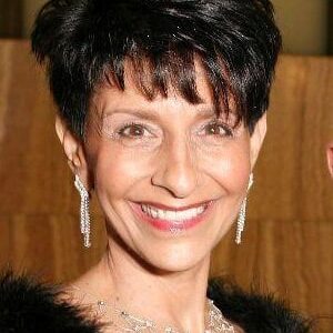 تصویر هنرمند JoAnn Fregalette Jansen