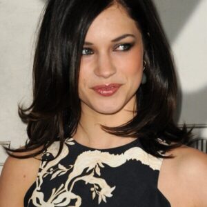 تصویر هنرمند Alexis Knapp