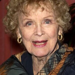 تصویر هنرمند Gloria Stuart