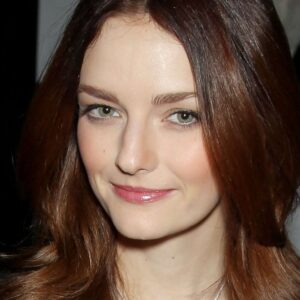 تصویر هنرمند Lydia Hearst