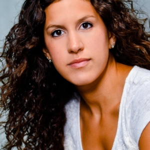 تصویر هنرمند Samantha Levine