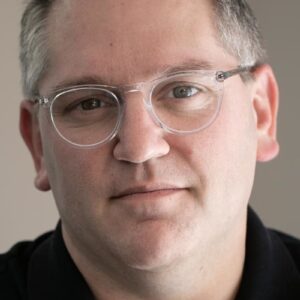 تصویر هنرمند Trevor Roth