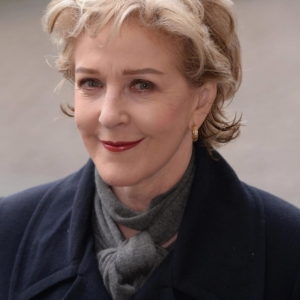 تصویر هنرمند Patricia Hodge