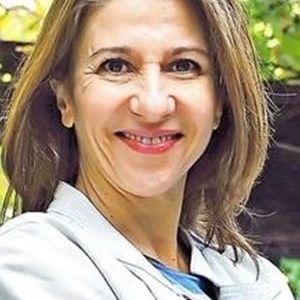 تصویر هنرمند Alejandra Flechner