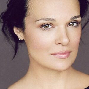 تصویر هنرمند Elizabeth Knowelden