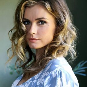 تصویر هنرمند Brianna Brown