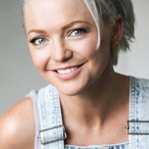 تصویر هنرمند Hannah Spearritt