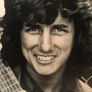 تصویر هنرمند Dennis Madalone