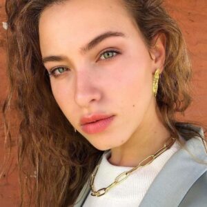 تصویر هنرمند Gina Mastronicola