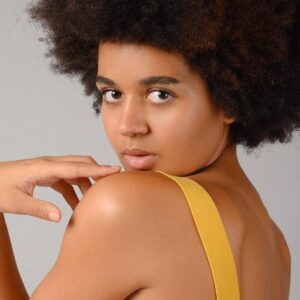 تصویر هنرمند Anise Napoleao dos Reis