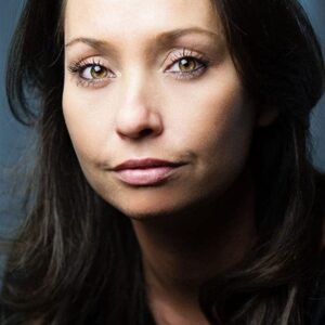 تصویر هنرمند Lucinda Rhodes Thakrar