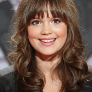 تصویر هنرمند Emilia Schüle