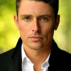 تصویر هنرمند Lachlan Nieboer