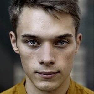 تصویر هنرمند Kamil Baryła