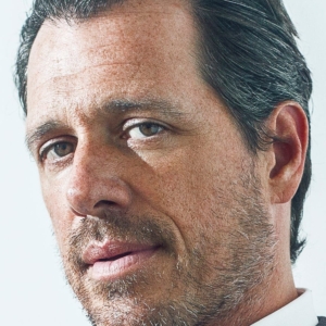 تصویر هنرمند Darren Pettie