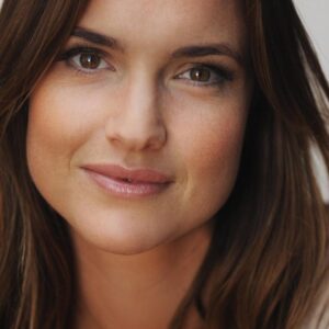 تصویر هنرمند Zoe Cramond