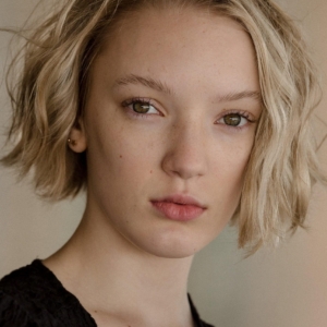 تصویر هنرمند Raffiella Chapman