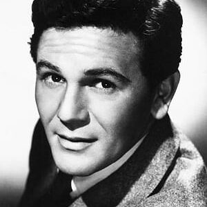 تصویر هنرمند John Garfield