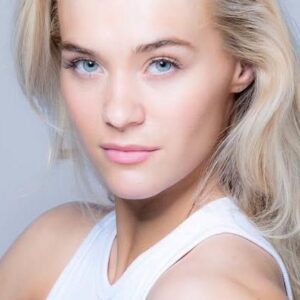 تصویر هنرمند Julia Korpinen