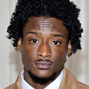 تصویر هنرمند Reginald Helms Jr.