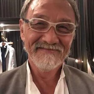 تصویر هنرمند Dean Shek Tin