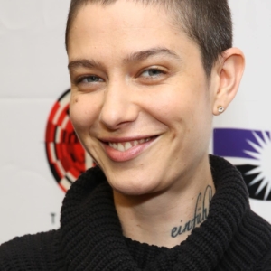 تصویر هنرمند Asia Kate Dillon