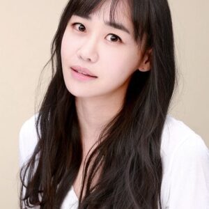 تصویر هنرمند Kang Rae-yeon