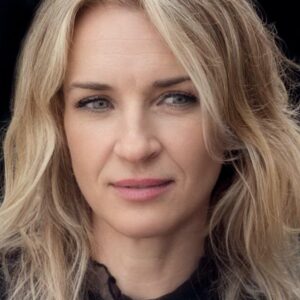 تصویر هنرمند Ever Carradine