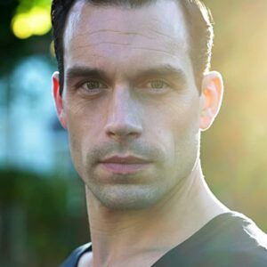 تصویر هنرمند Russell Balogh