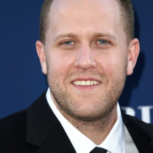 تصویر هنرمند Jon Erwin