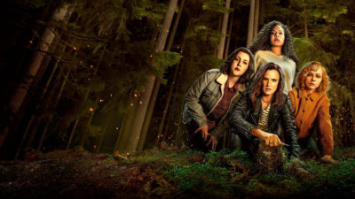 Teaser for Yellowjackets