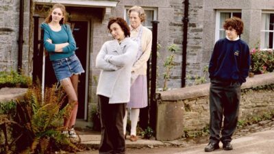 Teaser for Keeping Mum