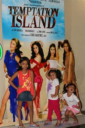 پوستر رسمی سریال Temptation Island (2019)