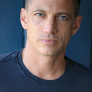 تصویر هنرمند James Carpinello