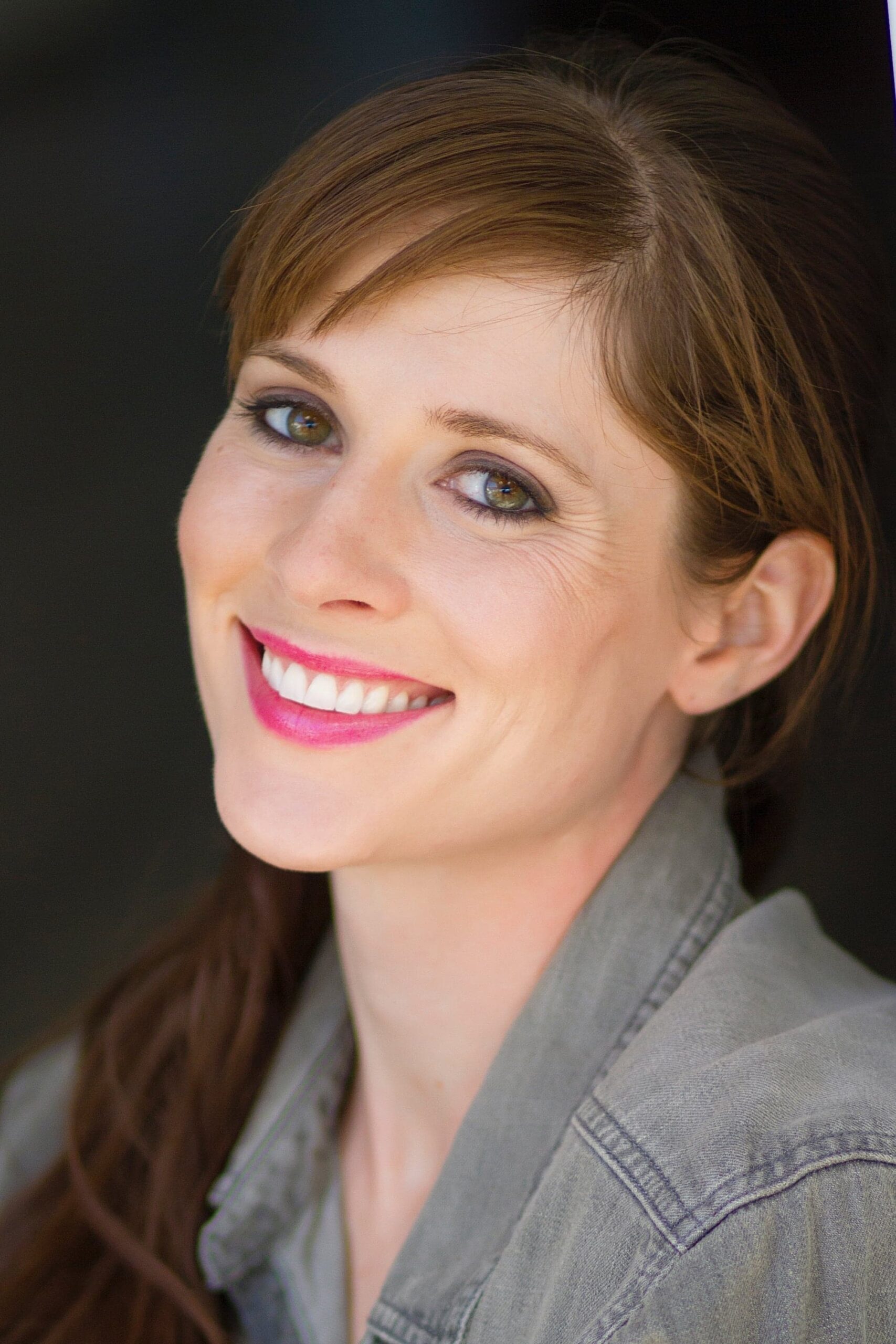 تصویر هنرمند Ashley Miers