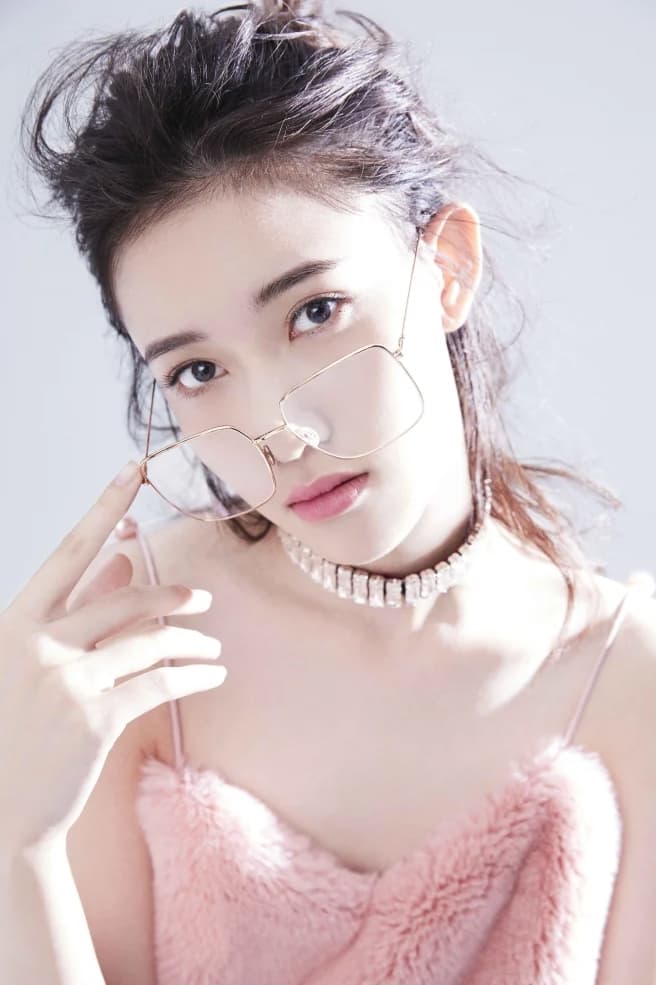 تصویر هنرمند Ming Zi Yu