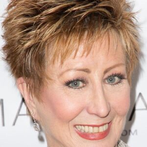 تصویر هنرمند Ruth Williamson