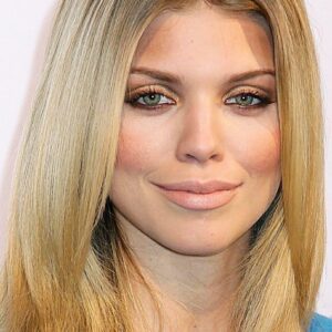 تصویر هنرمند AnnaLynne McCord