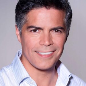 تصویر هنرمند Esai Morales