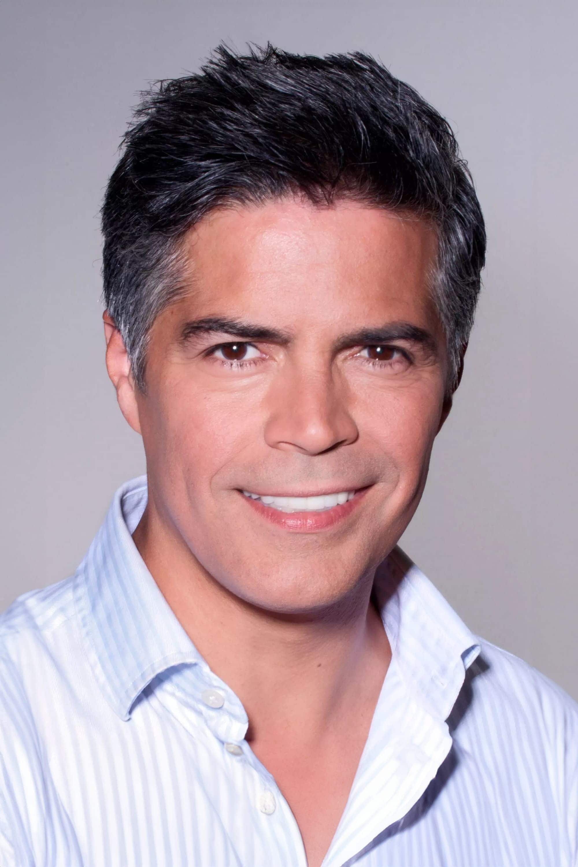 تصویر هنرمند Esai Morales