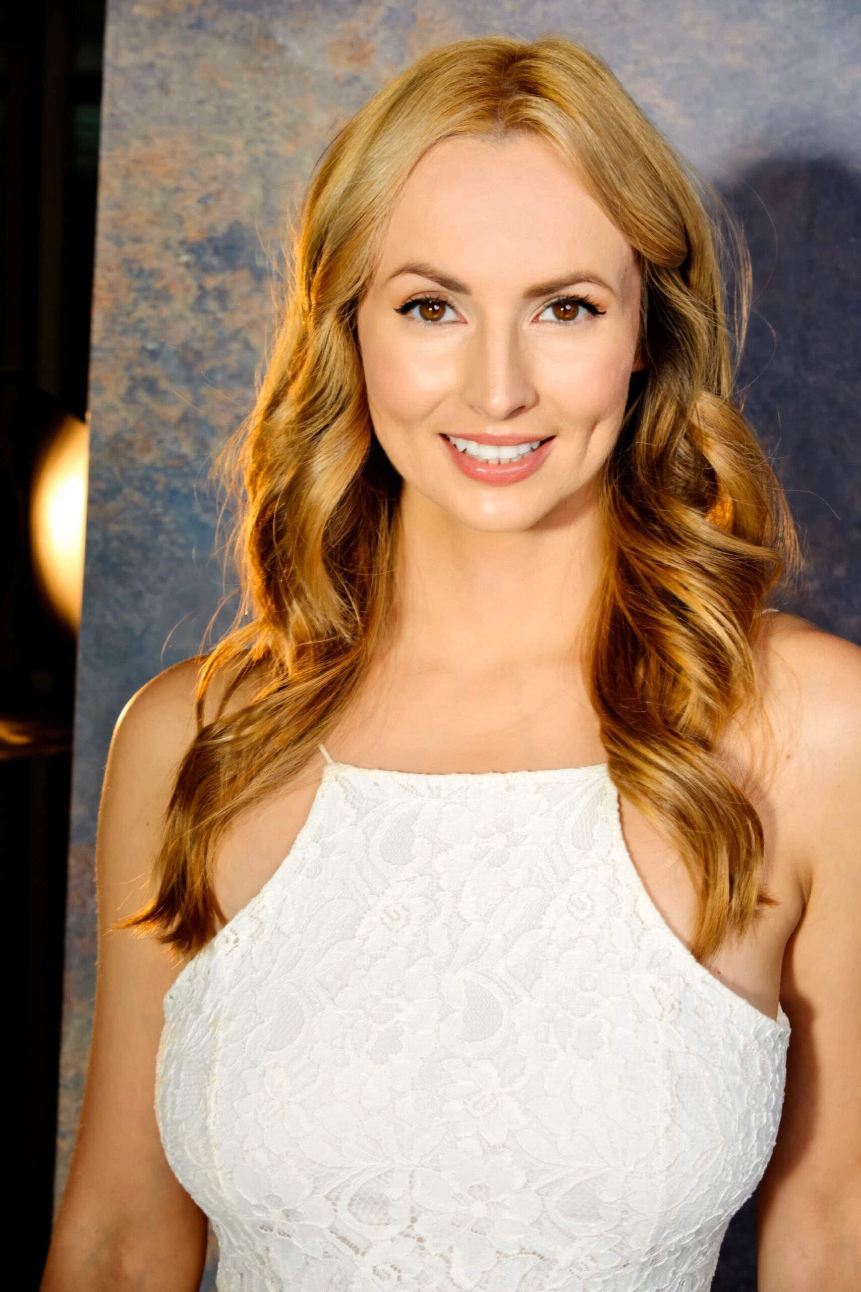 تصویر هنرمند Valeria Sweet