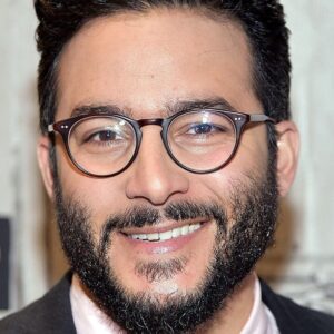 تصویر هنرمند Ennis Esmer