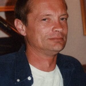 تصویر هنرمند Robert Addie